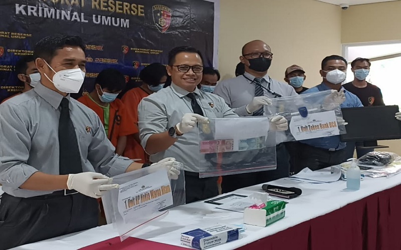 title Beberapa Warnet di Palembang Layani Judi Online, Begini Modusnya Beberapa Warnet di Palembang Layani Judi Online, Begini Modusnya