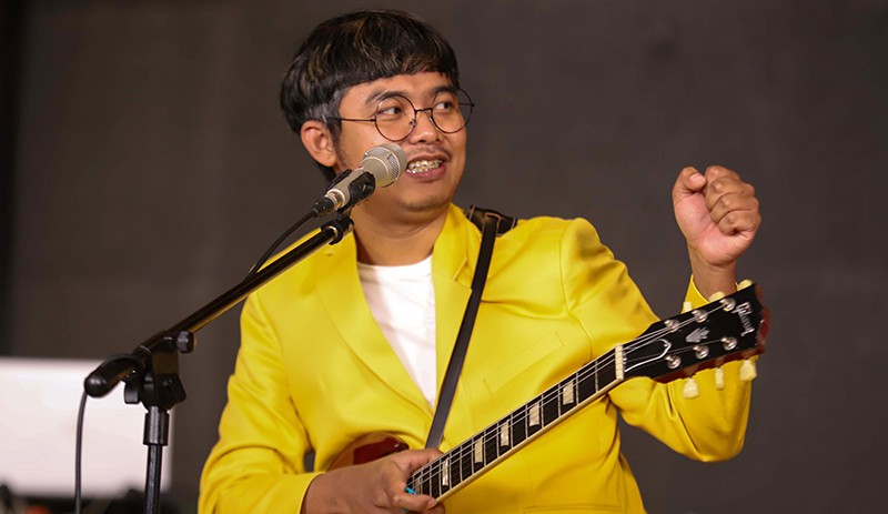 Komika Dodit Mulyanto Luncurkan Single Berjudul 'Sehidup Semati Sama Kamu' - Bagian 2