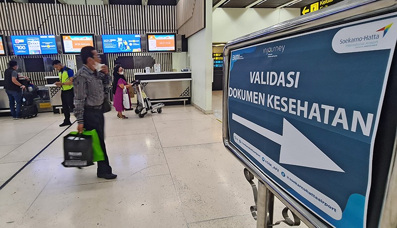 Hasil PCR Tidak Berlaku, Naik Pesawat Rute Domestik Wajib Vaksin Dosis Ketiga - Bagian 2
