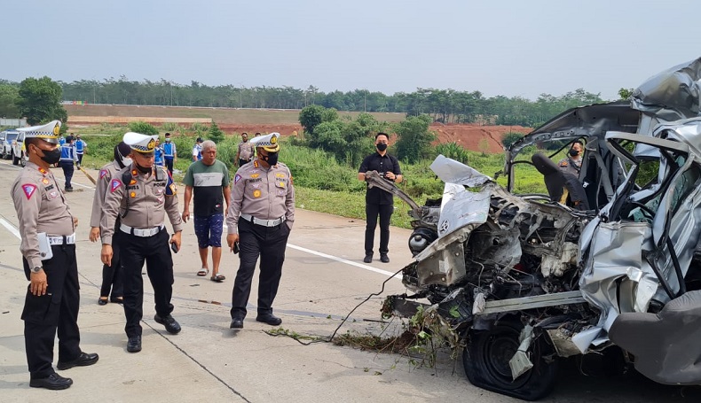 2 Korban Tewas Kecelakaan Maut di Tol Batang Ternyata Warga KBB dan Cianjur