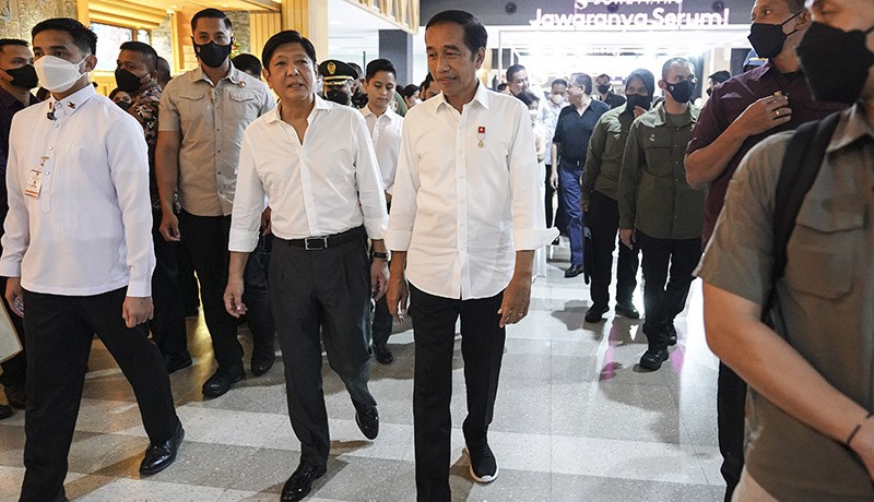 Akrab, Presiden Jokowi Ajak Presiden Filipina Ferdinand Marcos Jalan-Jalan ke Sarinah - Bagian 4