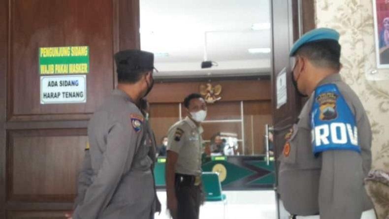 title Kasus Pembunuhan di Grabag Magelang, Terdakwa Divonis 8 Tahun Penjara Kasus Pembunuhan di Grabag Magelang, Terdakwa Divonis 8 Tahun Penjara