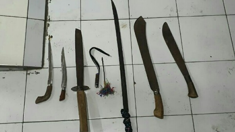 2 Kelompok Pemuda di Bitung Saling Serang, Ragam Senjata Tajam Diamankan Polisi