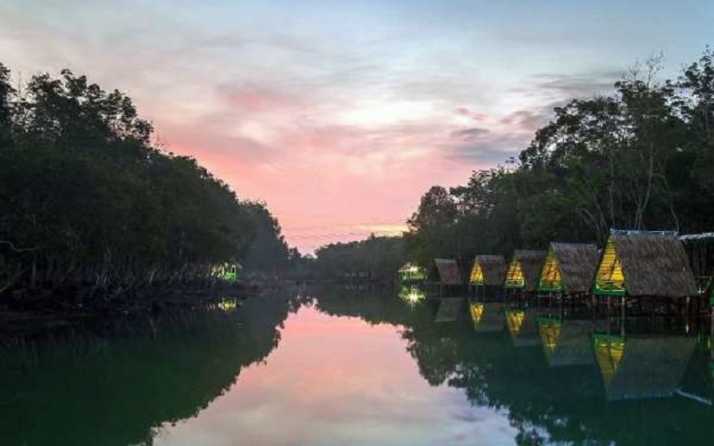 title Tempat Liburan di Sumatera Selatan, Pegunungan Hijau hingga Pantai Berpasir Putih  Tempat Liburan di Sumatera Selatan, Pegunungan Hijau hingga Pantai Berpasir Putih