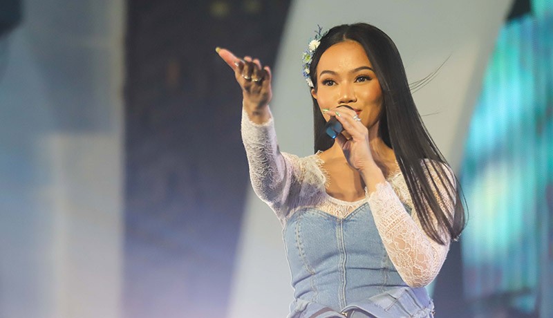 Penampilan Yura Yunita pada Konser JSOL - Bagian 2