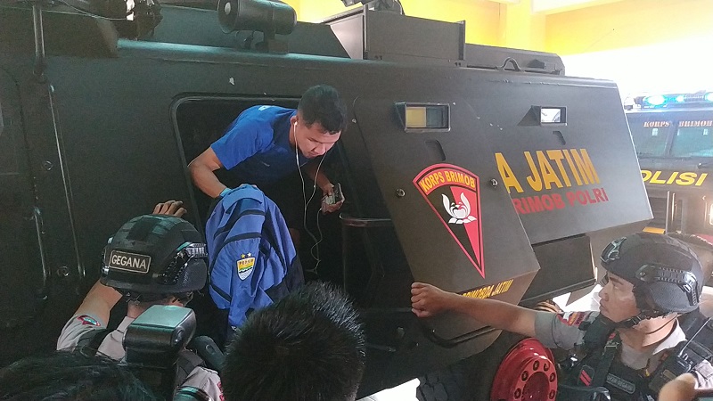 Jaga Situasi Kondusif, Aremania Diminta Hormati Suporter Persib Bandung di Kanjuruhan 