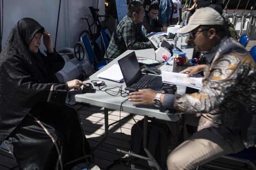 Konjen RI Sydney Buka Layanan Pembuatan dan Perpanjangan Paspor di Atas KRI Bima Suci-945 - Bagian 2