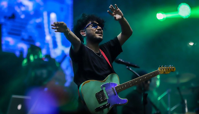 Mantra-Mantra Kunto Aji Meriahkan Panggung Flavs Festival 2022 - Bagian 3