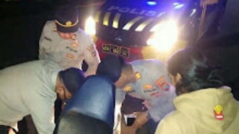 Sasar Penyakit Masyarakat, Polres Minahasa Selatan Geledah Kendaraan Mencurigakan