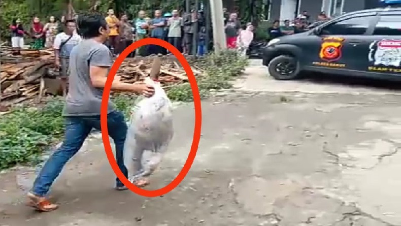 Polisi Amankan 1 Batang Besi dari Mes Pabrik Tahu Cibiuk Garut, Diduga Alat Pembunuh