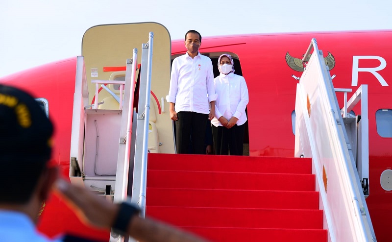 Presiden Jokowi ke Buton Sultra Hari Ini, Salurkan BLT BBM dan Terima Gelar Kehormatan Adat