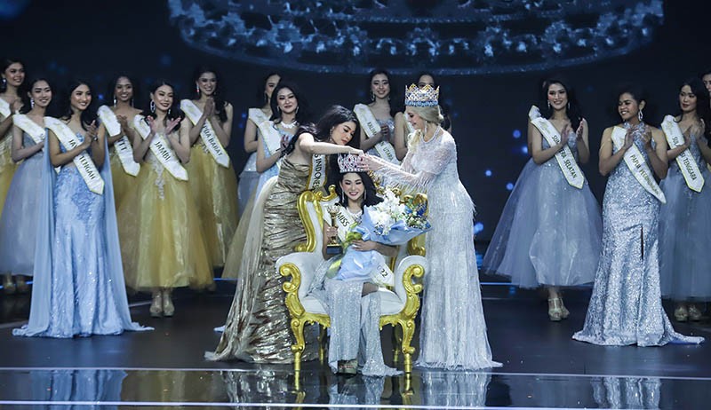 Foto Audrey Vanessa Dinobatkan sebagai Miss Indonesia 2022 - Bagian 1