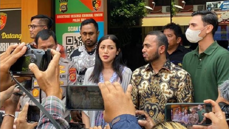 Penuhi Panggilan Polda Bali, Jessica Iskandar Minta Polisi Tangkap Penjual Mobilnya