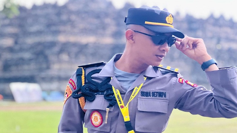 Viral Pak Bhabin Tampil Beda Tanpa Helm, Warganet Pangling Dikira Salman Khan 