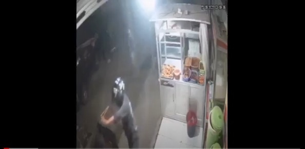 5 Pemuda Rampok Warung Makan di Makassar, Aksi Terekam CCTV