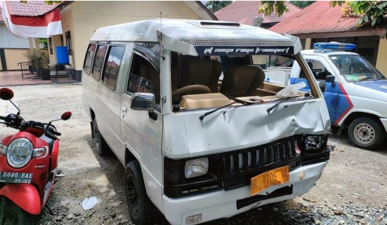 Polisi Selidiki Siswi SMP Ditabrak Mobil Travel dari Belakang hingga Tewas di Aceh Barat