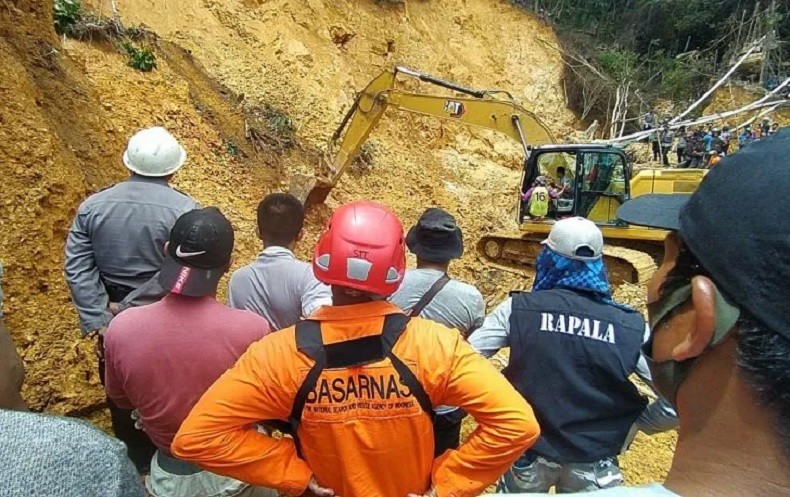 Update Longsor Tambang Emas di Kalbar, 4 Korban Tewas Teridentifikasi