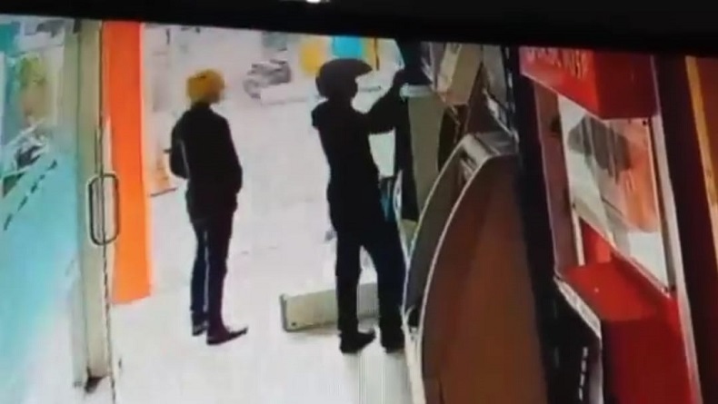 2 Pembobol ATM Tepergok Sedang Beraksi Ditangkap Warga Tasikmalaya