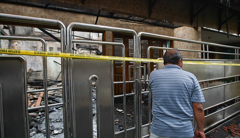 Rumah Mewah Ludes Terbakar Gegara Pemilik Lupa Matikan Kompor - Bagian 4