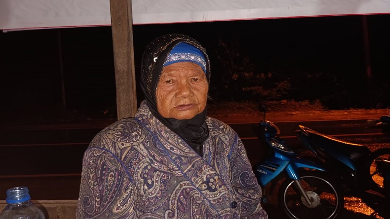 Kisah Haru Nenek Minar, Jalan Tengah Malam Cari Rumah Adik Malah Tersesat di Kampung Orang