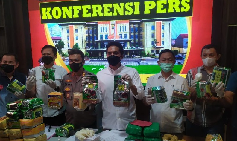 Dalam 2 Pekan, Polda Lampung Gagalkan 35 Kg Sabu dan 5000 Butir Happy Five