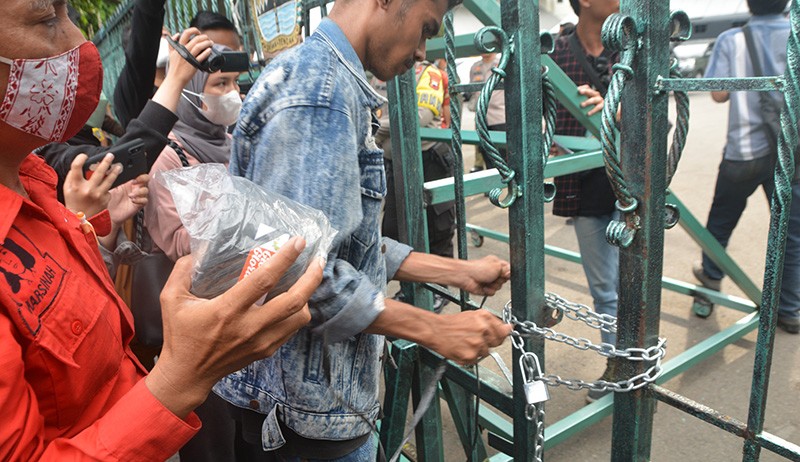 Kantor Ganjar Pranowo Disegel, Ada Apa? - Bagian 4