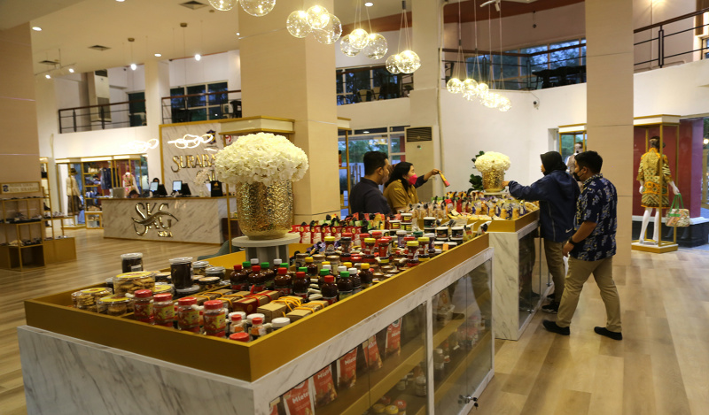 Ada Galeri hingga Pijat Refleksi, Mal Layanan Publik Siola Kini Mirip Hotel Berbintang