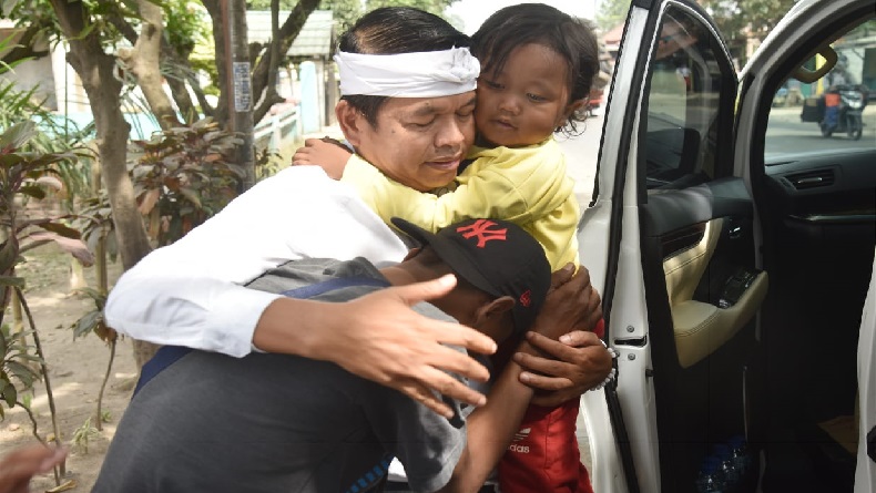 Dedi Mulyadi Beri Solusi Bahagia untuk Balita yang Ditinggal Ibunya Jadi TKW di Singapura