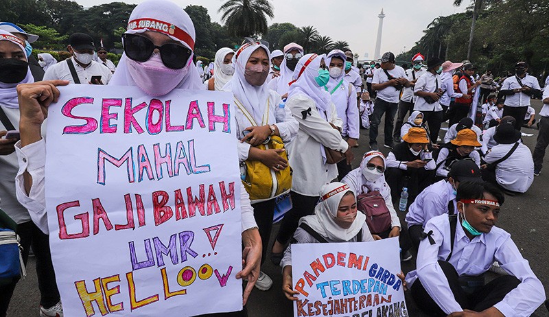 Nakes Minta Diangkat jadi ASN: Janjimu seperti Parfum Isi Ulang, Wangi tapi Palsu - Bagian 3
