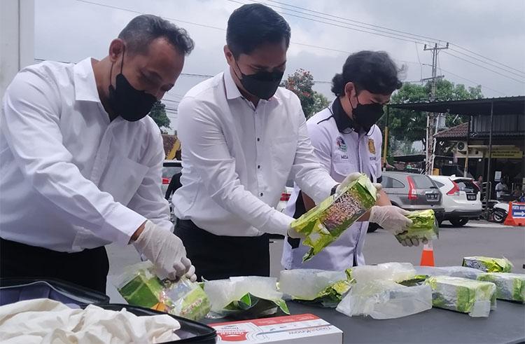 Polres Sleman Musnahkan Sabu-Sabu 9,944 Kilogram, Disita dari Jaringan Internasional