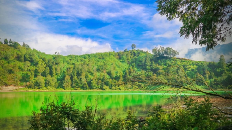 8 Objek Wisata di Indonesia yang Mirip dengan Luar Negeri, Nomor 5 Serasa Danau di Kroasia