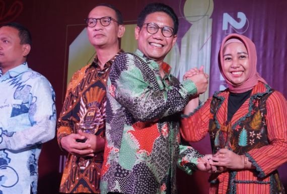 Bangkitkan Spirit of Mojopahit, Wali Kota Mojokerto Ning Ita Raih Penghargaan KDI 2022