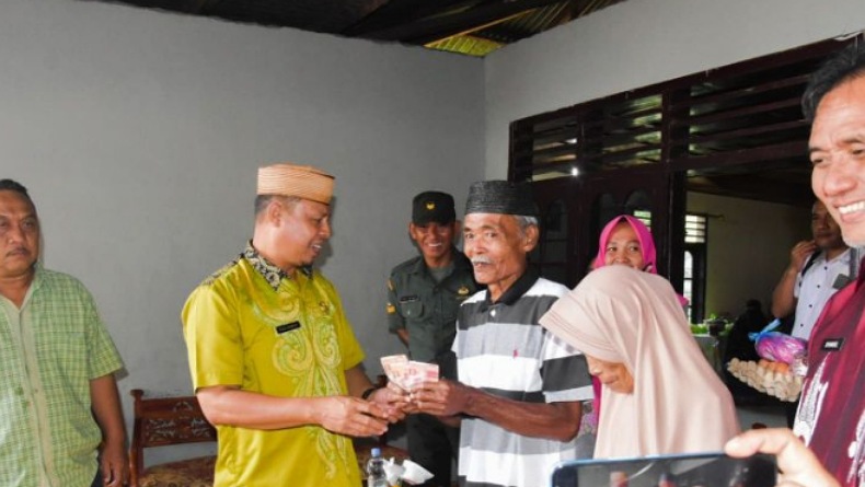 BLT BBM dan Program Sembako di Gorontalo Diserahkan ke Masyarakat, Pencairan hingga Desember