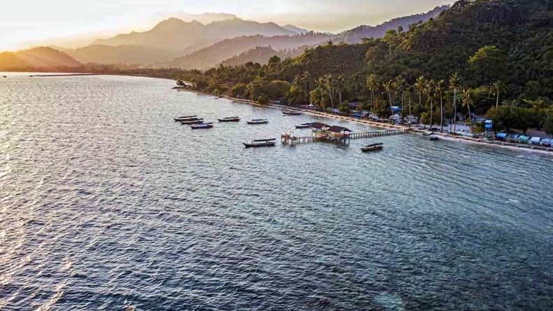 Pantai Klara Lampung,  Cocok untuk Tempat Healing di Akhir Pekan Ini