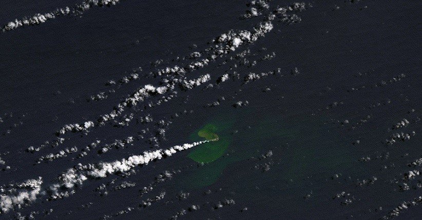 NASA Lihat Pulau Baru di Sumudera Pasifik, Hasil Serangkaian Letusan Gunung Berapi 