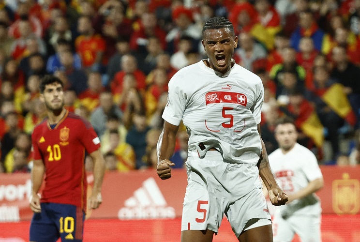 Hasil UEFA Nations League: Manuel Akanji Tampil Solid, Swiss Permalukan Tuan Rumah Spanyol