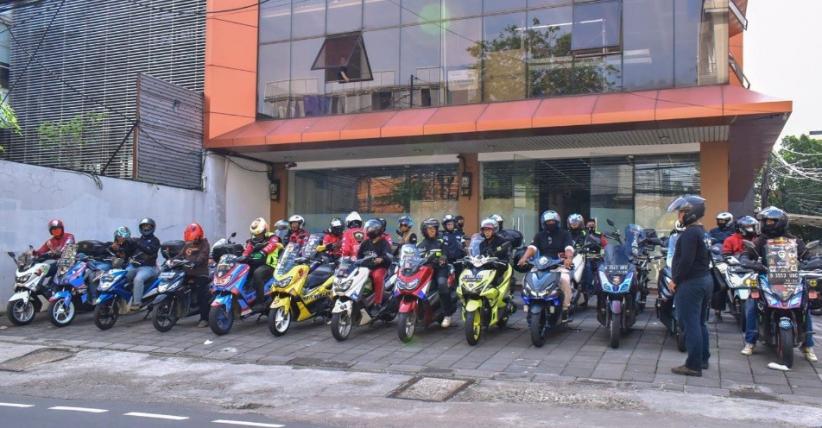 Komunitas Motor Givista Indonesia Gelar Rolling Ride, Intip Kegiatannya