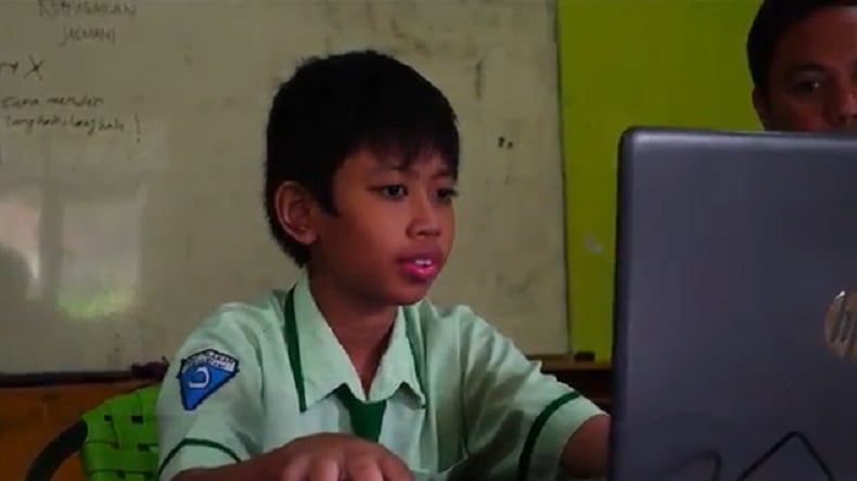 Keren, Bocah 10 Tahun di Lumajang Mahir Bikin Game Online secara Autodidak 