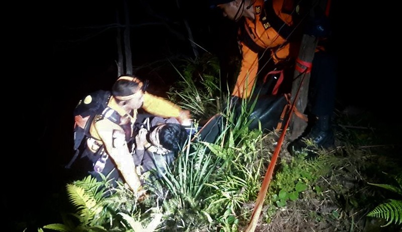 Detik-Detik Pendaki Diangkat dari Jurang Gunung Popalia, Sekujur Tubuh Memar - Bagian 2