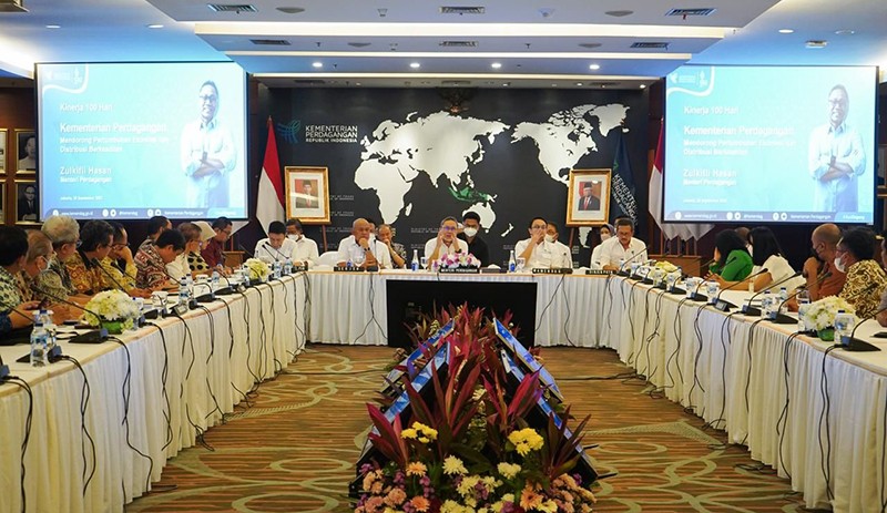 100 Hari Kinerja, Menteri Perdagangan Zulkifli Hasan Dapat Nilai Rapor Biru dari Pelaku Usaha - Bagian 3