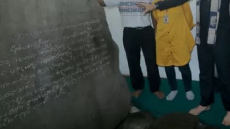 8 Peninggalan Kerajaan Pajajaran, Ada Prasasti Batu Tulis