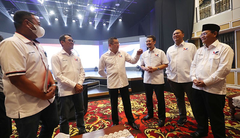 Hary Tanoesoedibjo Luncurkan Akademi Perindo - Bagian 4