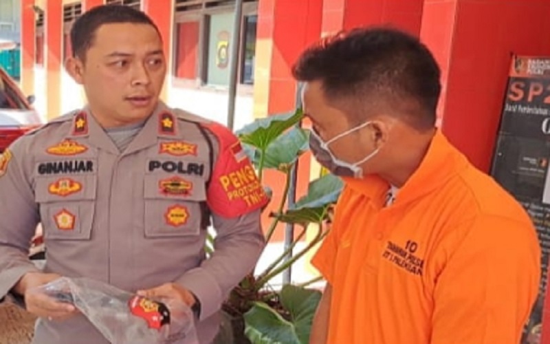 Letuskan Pistol Dalam Mal Tertua di Palembang, Pria Berambut Cepak Loyo Ditangkap Polisi  