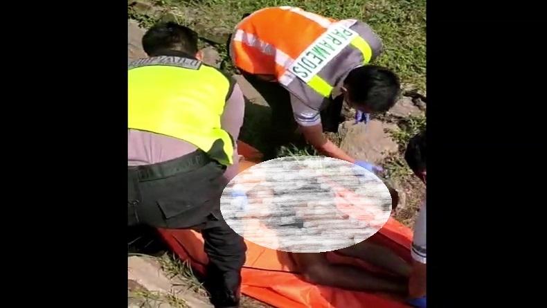 Tragis, Pencari Kayu Bakar Tewas Terkapar di Parit Tol Cipali Subang