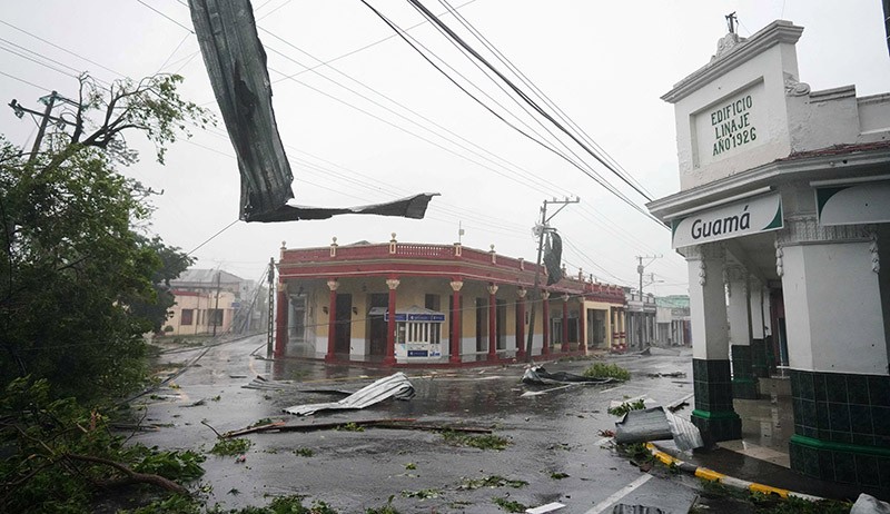 Kota-Kota Hancur Diamuk Badai Ian - Bagian 2