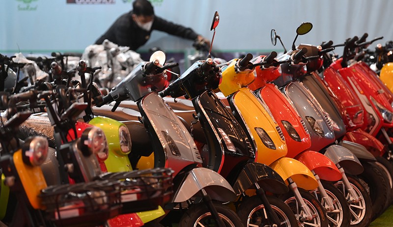 Kabar Gembira, 200.000 Unit Motor Listrik yang Disubsidi Pemerintah Khusus untuk Pelaku UMKM  