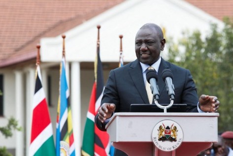 Kisah Presiden Kenya William Ruto, Dulu Nyeker ke Sekolah dan Jualan Ayam Jadi Kaya Raya