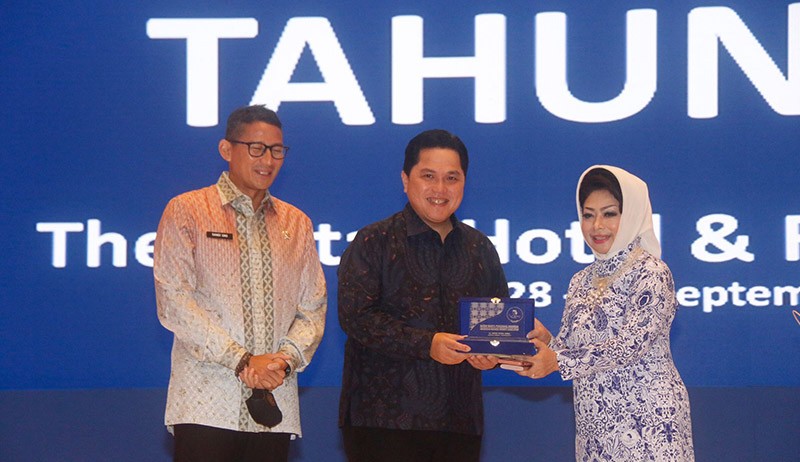 Di Rakernas IWAPI 2022, Menteri Sandiaga Uno dan Erick Tohir Siap Bantu Permodalan dan Kemampuan UMKM - Bagian 3