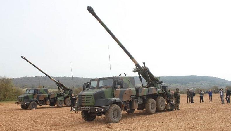 Prancis Kirim 12 Meriam Howitzer ke Ukraina Setelah Putin Caplok 4 Wilayah