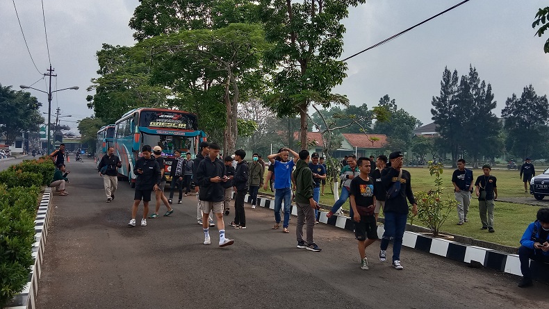 Laga Persib vs Persija Batal Digelar di GBLA Bandung, Bobotoh Pasrah 
